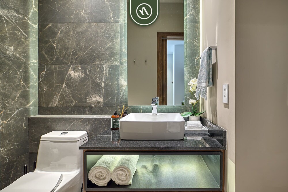 2BR Penthouse in Nuevo Vallarta - Terrace - Pool