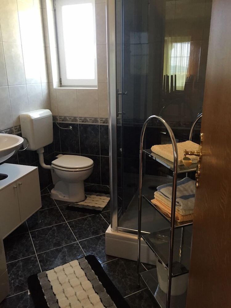Maretsol Vacation House
