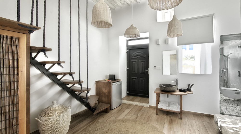 Little Venice Suites