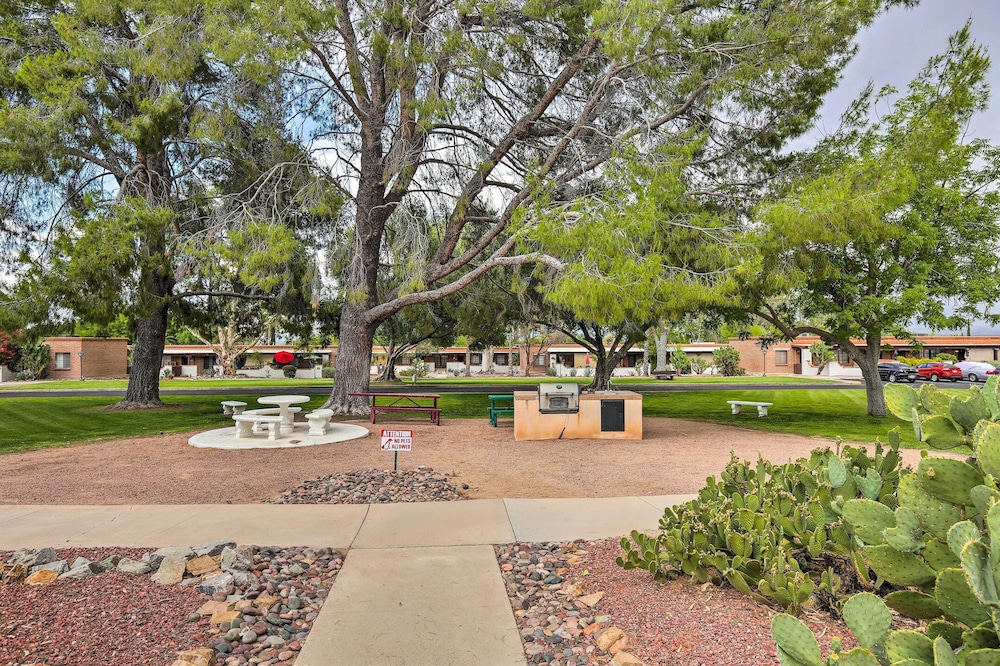 Lovely Green Valley Abode w/ Community Pool! view 3