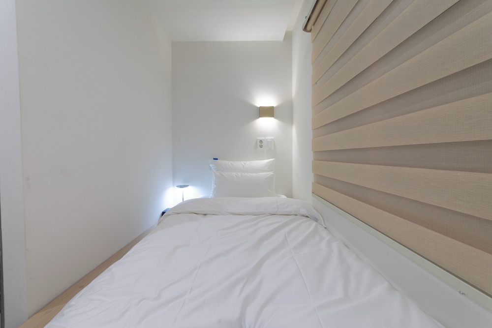 Hi Seoul Hostel Myungdong Central