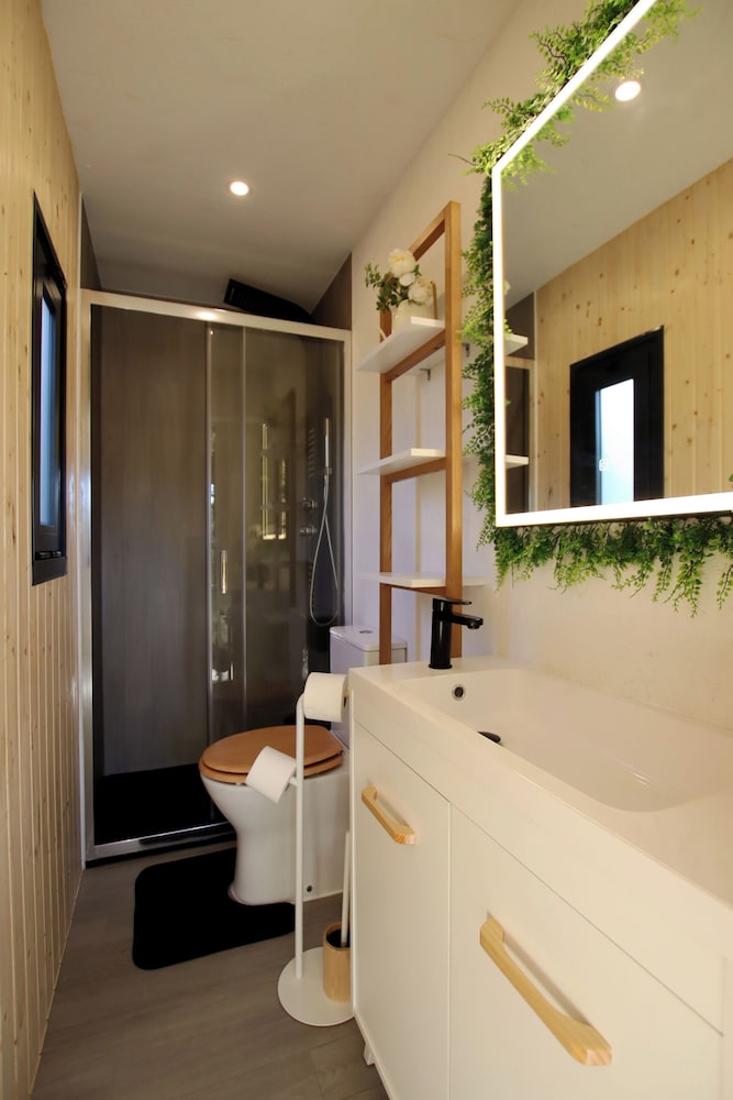 Bruval Eco Retreat & Eco Village
