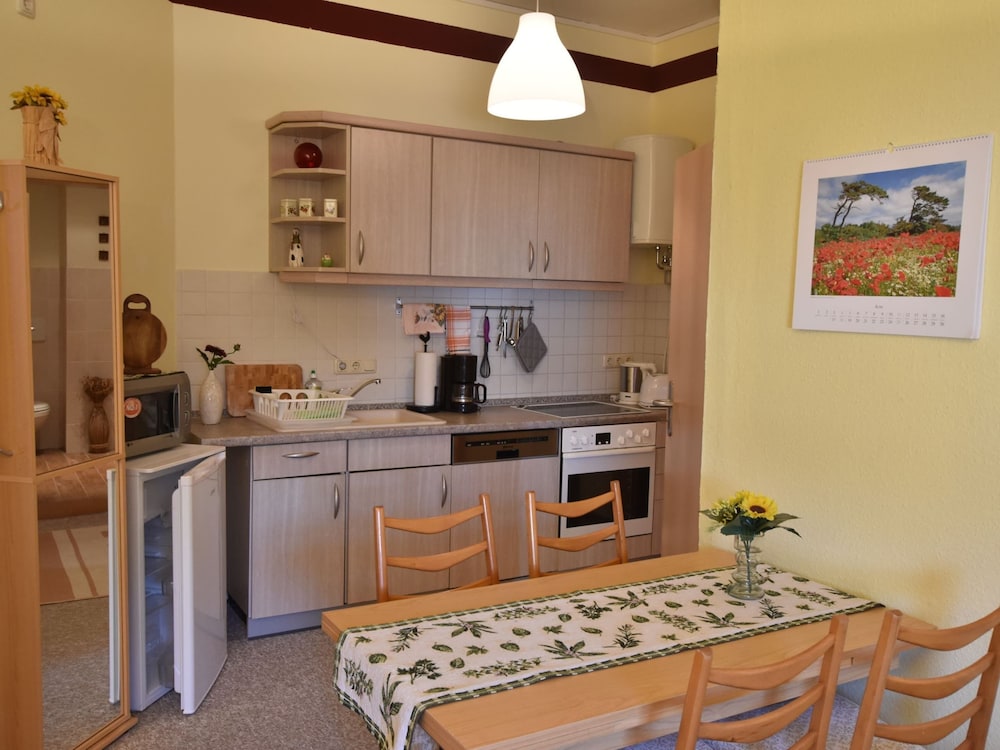 Lovely Apartment in Wendelstorf near Seabech view 4