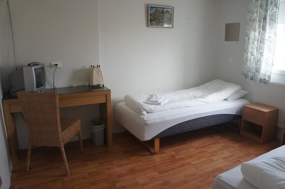 Guesthouse Hafnarnes view 5