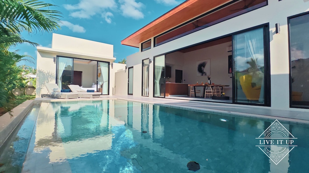 Santi Tara Villas