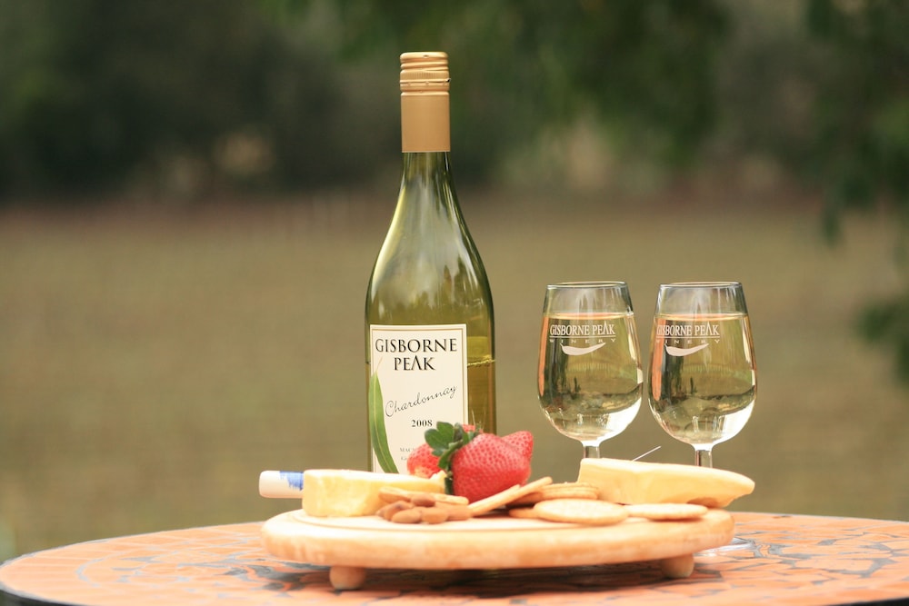 Gisborne Peak Winery Cottages