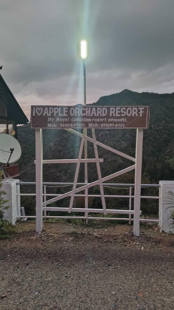 Apple Orchard Resort