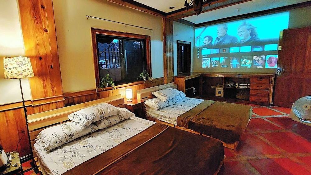 Room-prime Family Masters Room GF in Cam