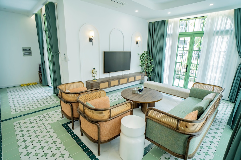 Hayha Villa - Tropical Garden Khem Beach