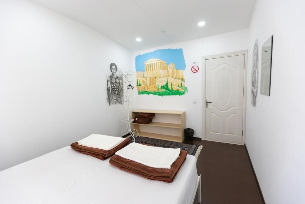 Light Hostel