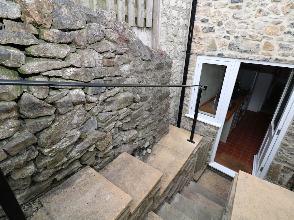 Gritstone Cottage