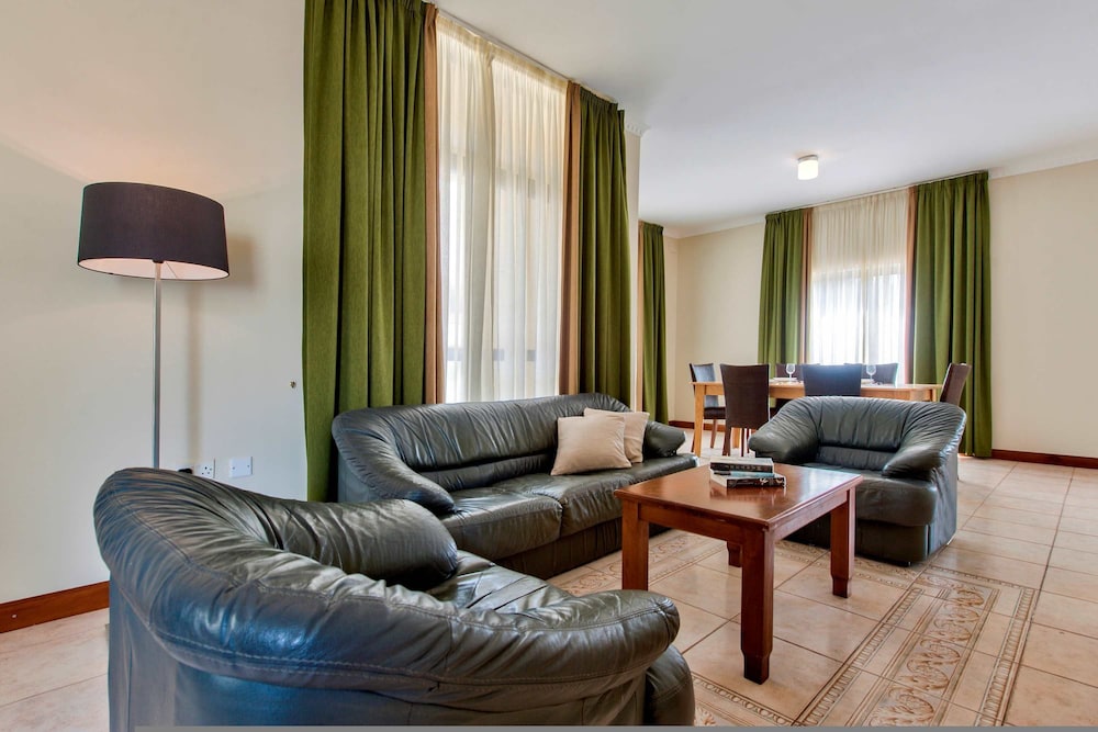 Villa Stephanotis - 3 Bedroom Villa With Pool