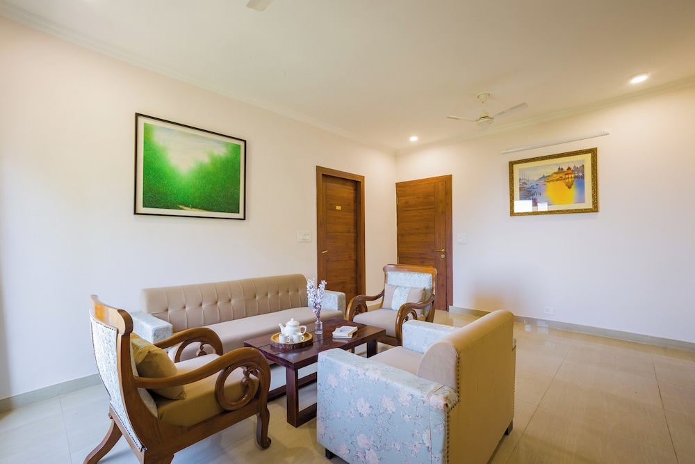 Alaya Stays Captains Nest 3 BHK Retreat With Garden & Scenic Views