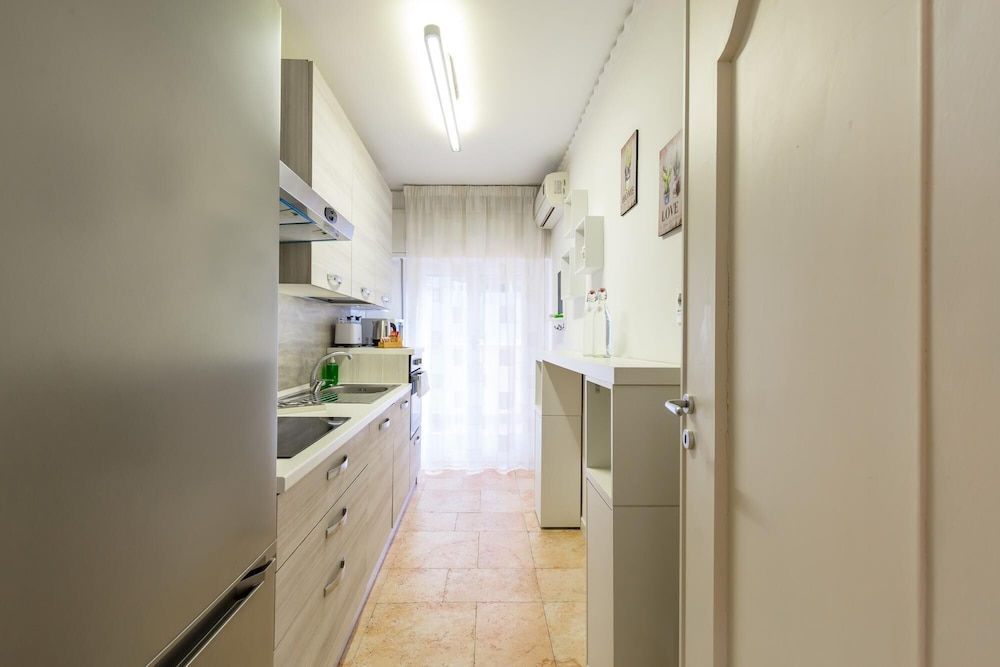Crispi 36 - Cozy Flat and Terrace by Napoliapartments