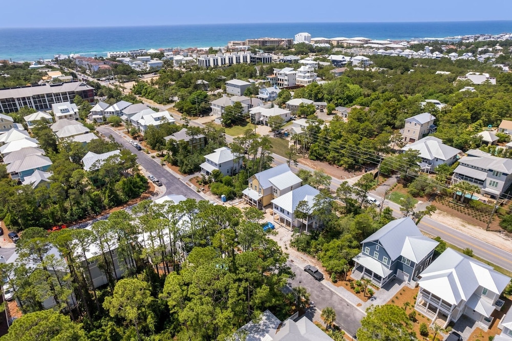 Cabana Blue by Avantstay Golf Cart Included Pool Access Walk to Beach