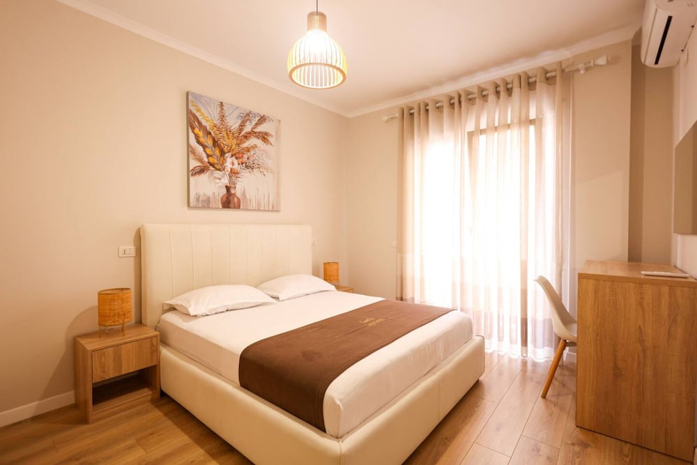 Grandstay Urban Five