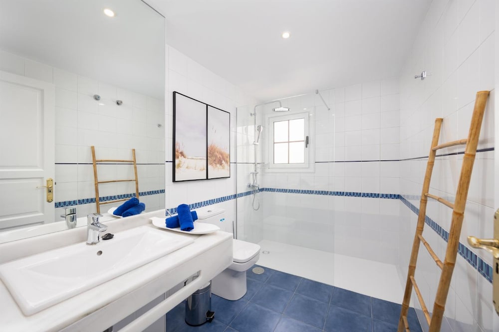 Villa Dulce in Tias With 4 Bedrooms and 2 Bathrooms