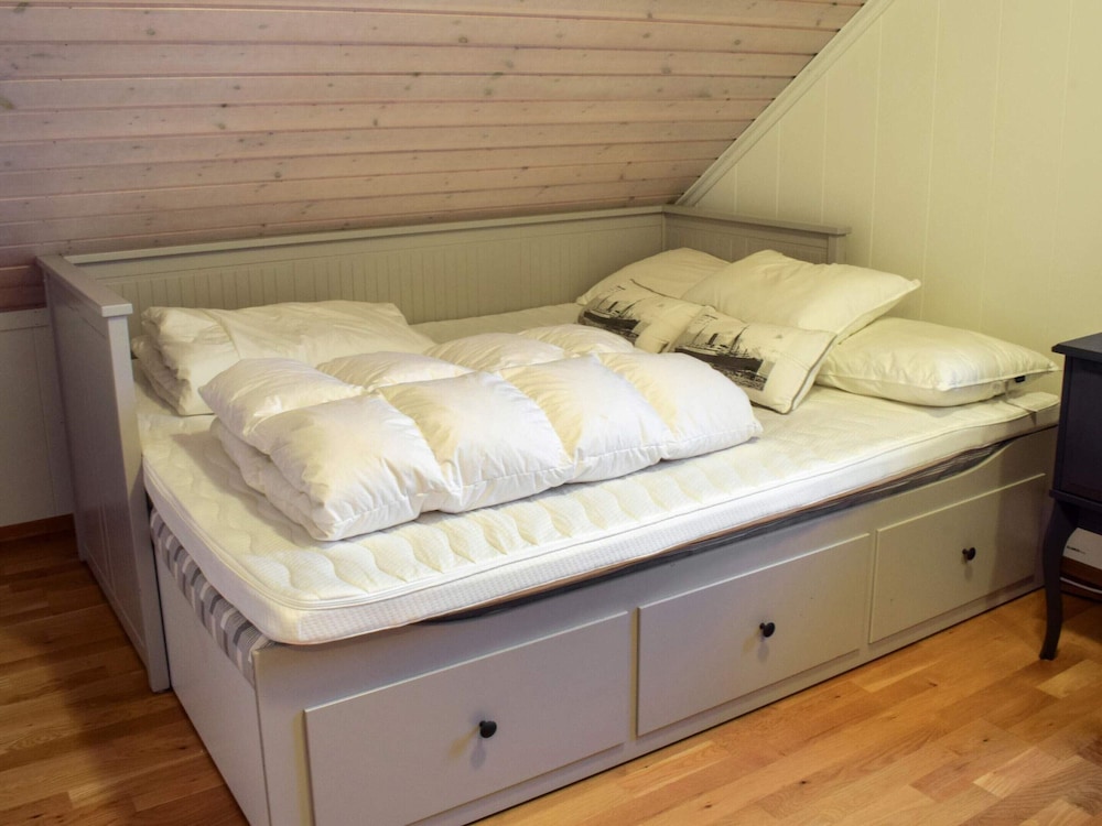 5 Star Holiday Home in Engelsviken