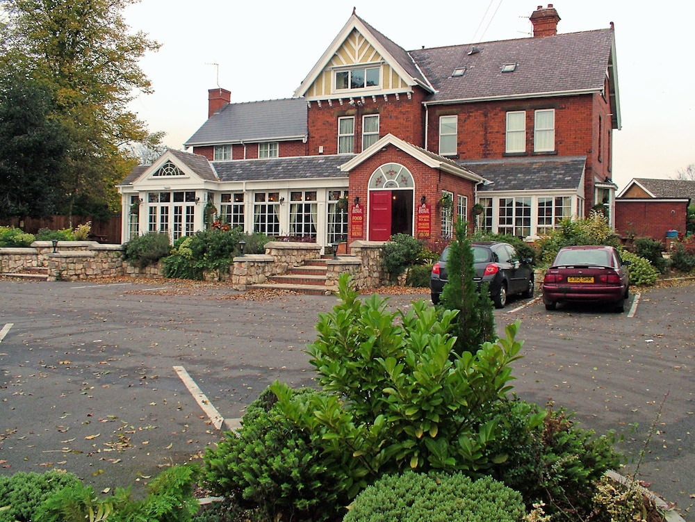 The Punchbowl Inn