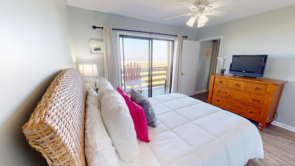 Lighthouse Point 3 by Tybee Vacation Rentals