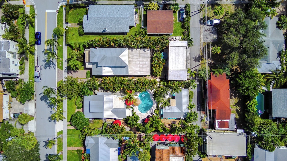 Nola Apartment