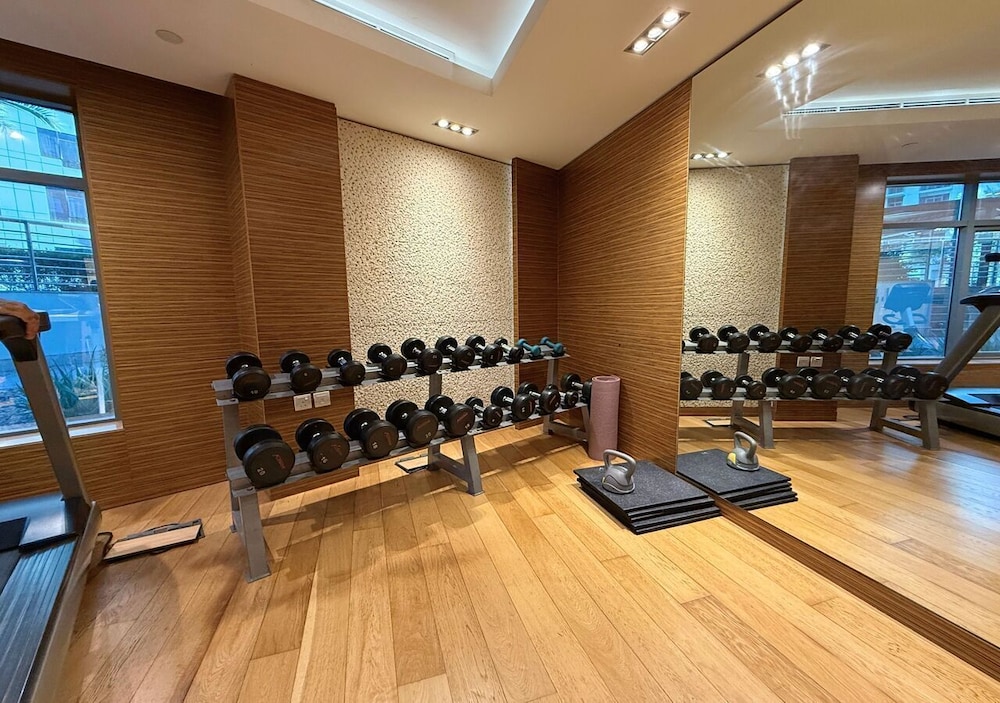 Capital Bay Comfort Studio city view