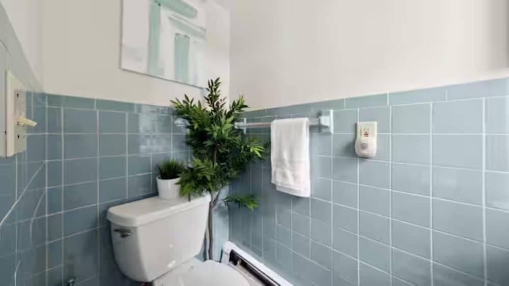 Upscale 3BR NY Home with Free Parking