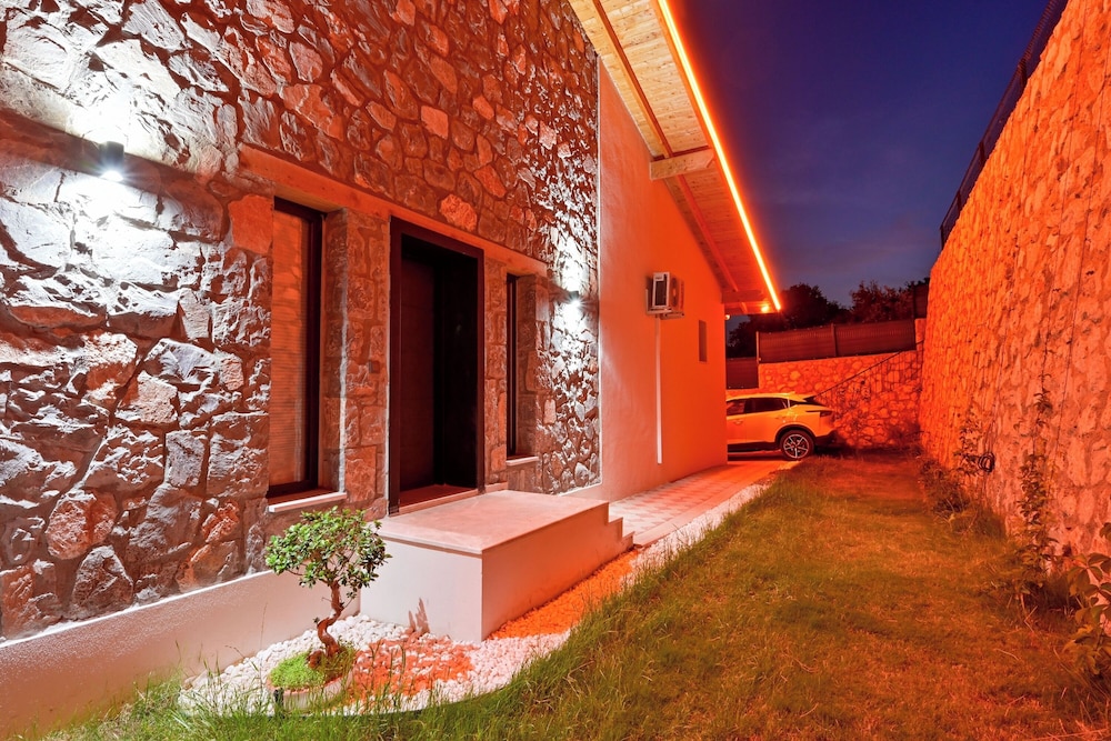 Yaka Esinti Villa