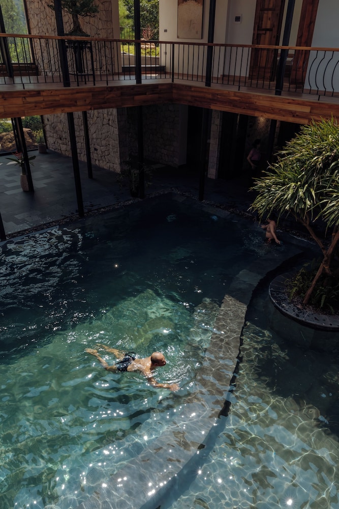 Shohin Garden Healing Villa
