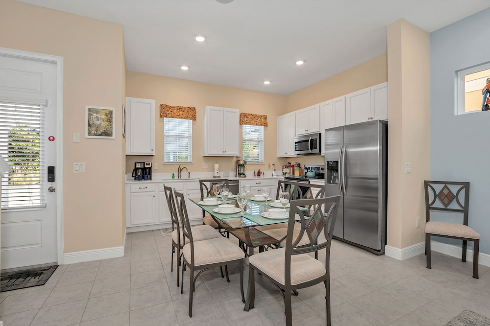 3078 Key Lime Loop view 2