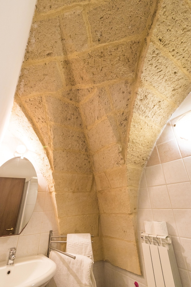 B&B Tarantola