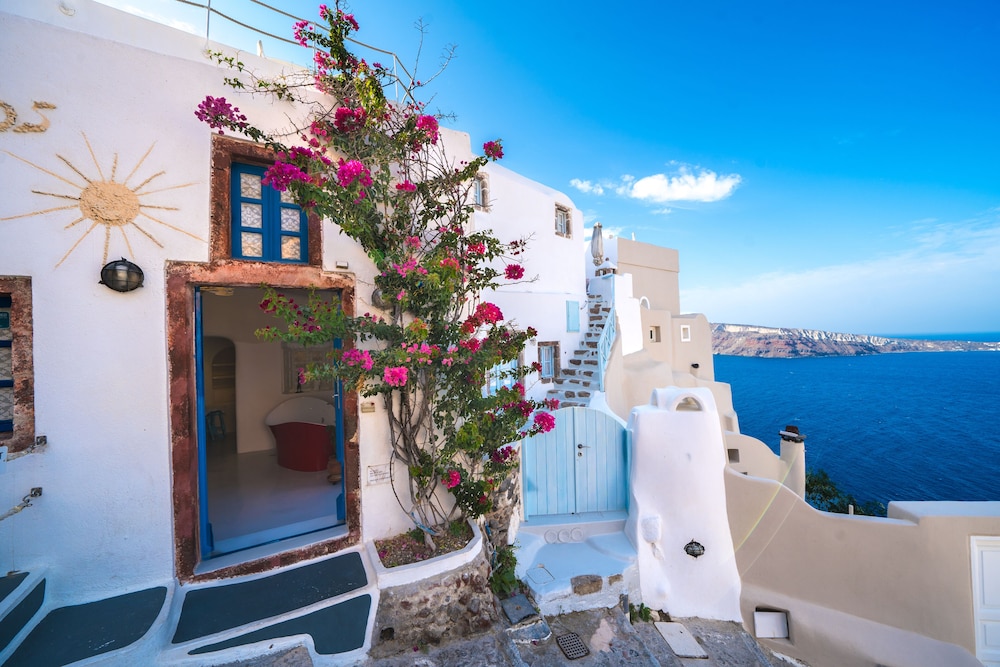 Santorini Paradise