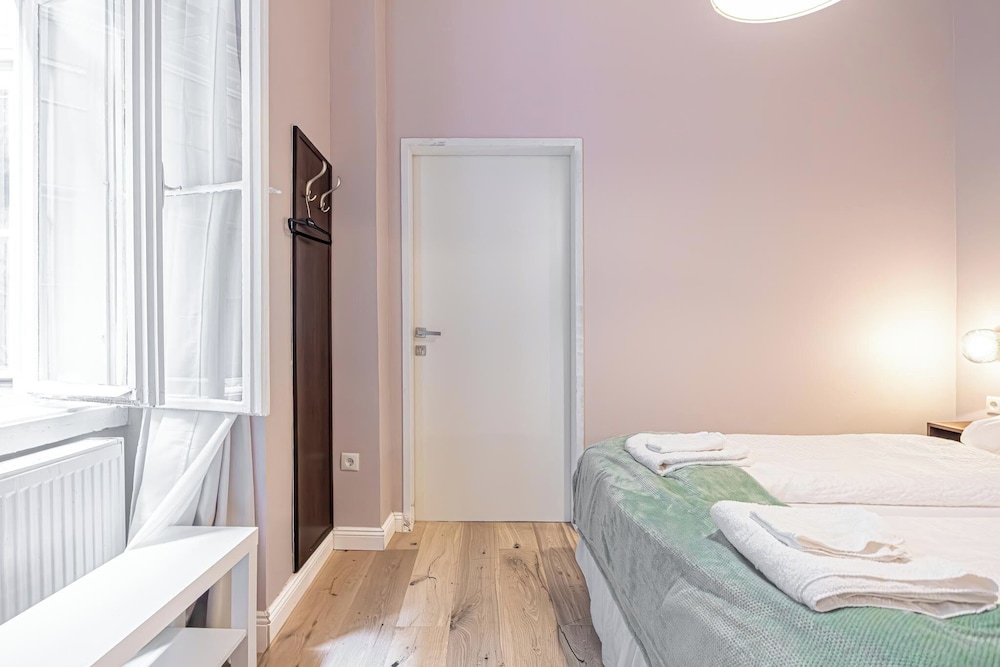 Group Stay Mariahilfer Apartment Hotel