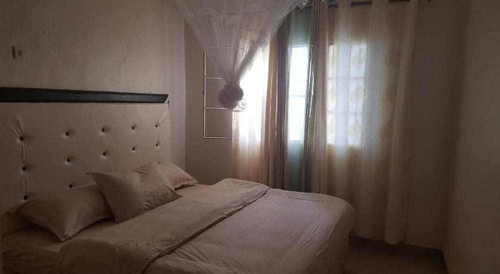 Family Nest Kivu Beach view 4