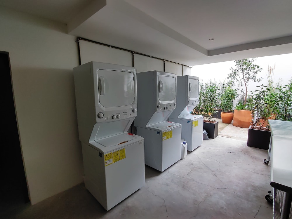 Elbe Retreat Trendy 2 BR w Balcony in Mexico City photo 5