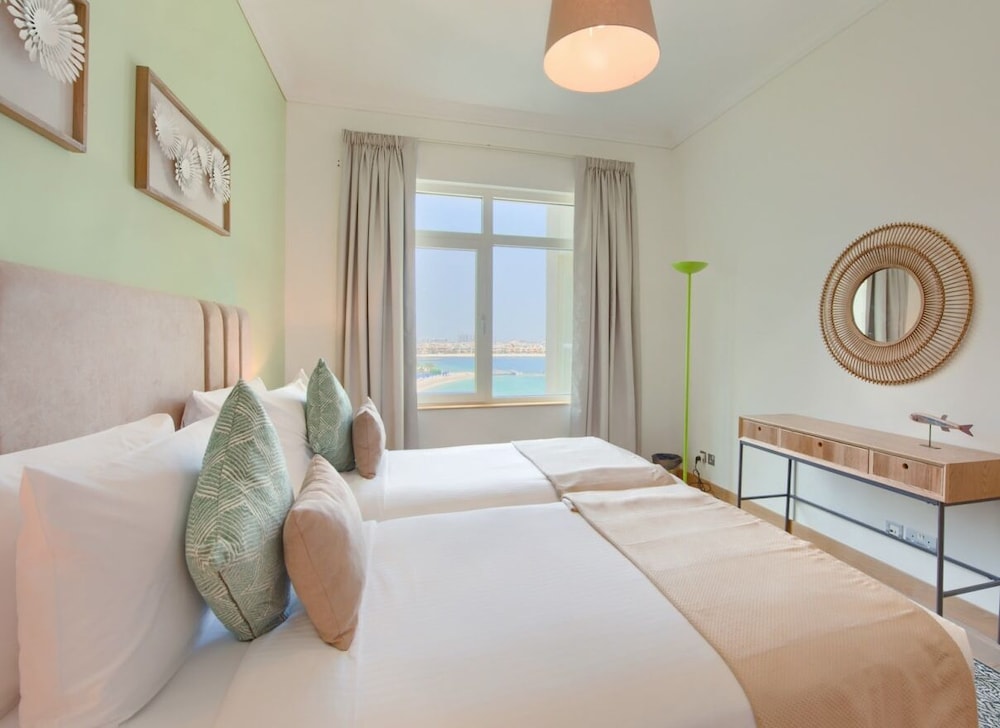 Building No. 2 Shoreline  Palm Jumeirah - Apartment 405