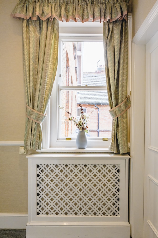 Oxford Vacations - St Margarets Hotel - Property Image 22