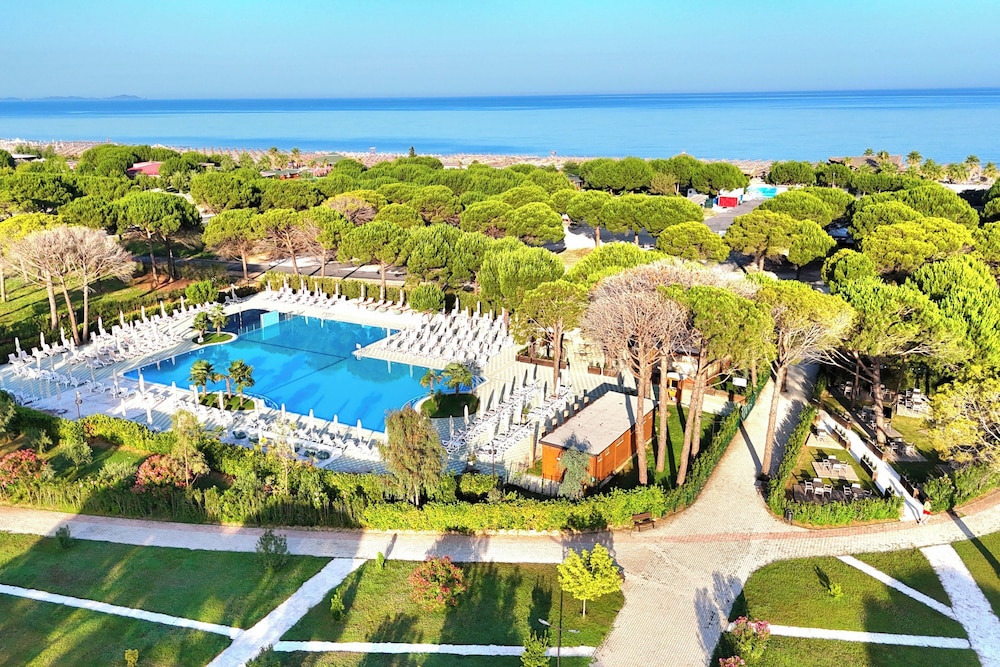 Perla Resort Holiday Homes