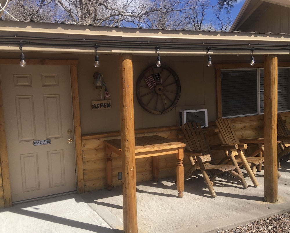 Rainbow's End Resort on Rainbow Lake