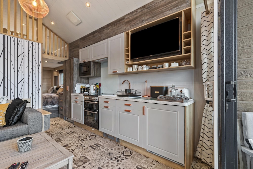 The Escape - Luxury Pod Close to Beach view 3