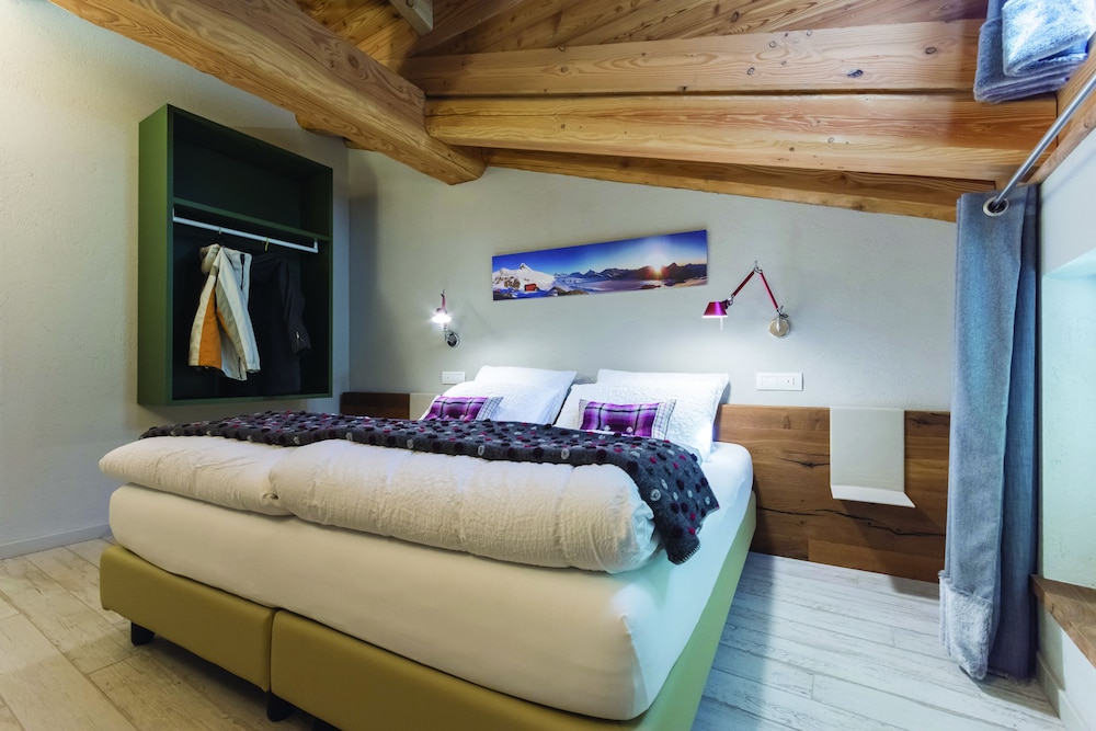 4478 Mountain Lodge photo 2