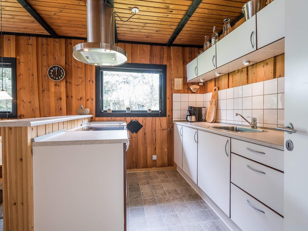 5 Person Holiday Home in Vejers Strand view 4