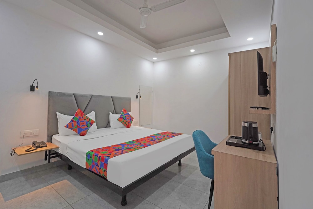 Fabhotel Grand Olive I