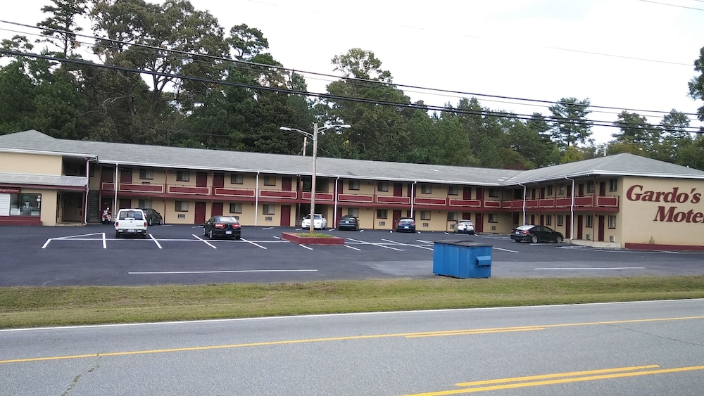Gardos Motel