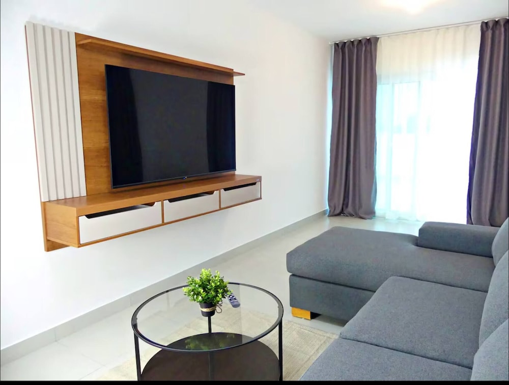 Modern Penthouse Albarobello Residences