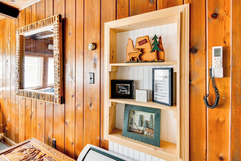 Walk to Houghton Lake: Cabin w/ Fire Pit!