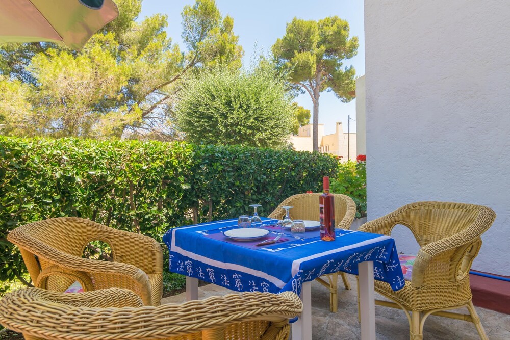 Encinas 1 in Pollen a photo 2