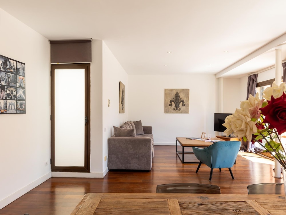 Apartamento Tico con Terraza