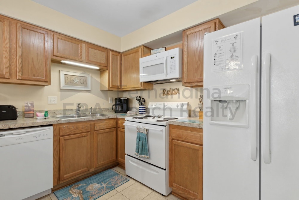 2622 Forest Ridge #c2 3 Bedroom Condo