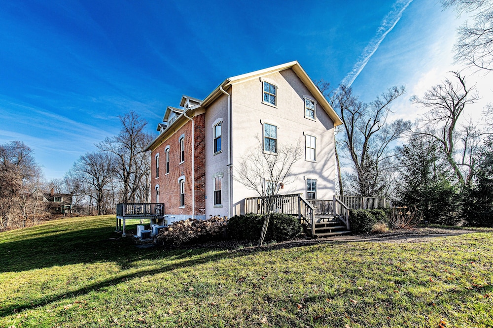 Furness Mansion - Property Image 23